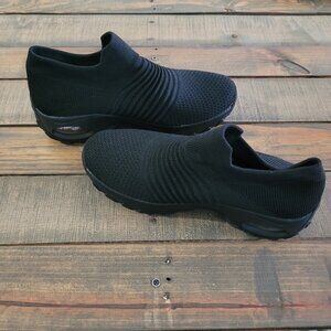 Women's Black Slip-On Athletic Sneakers - Lightweight Comfort